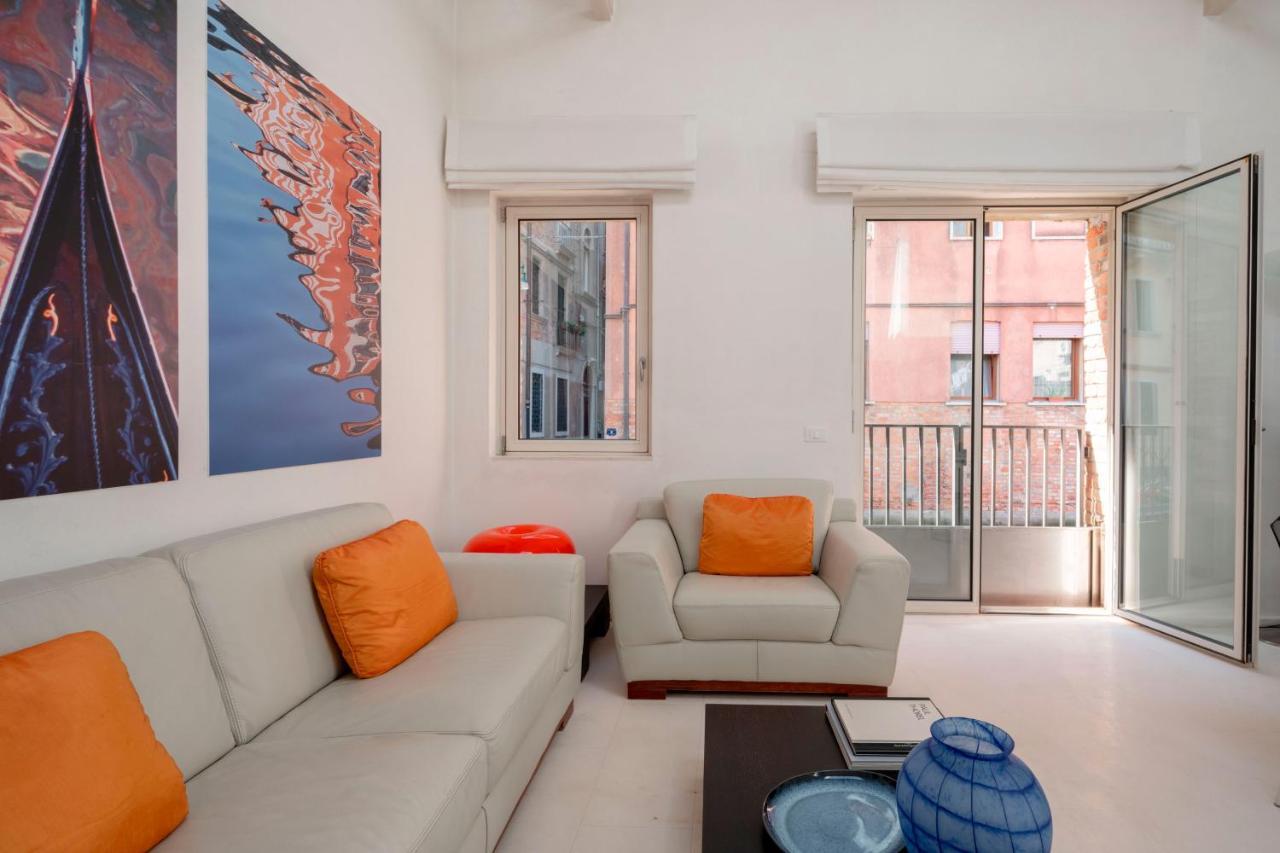 The Waterview Alcove Venecia